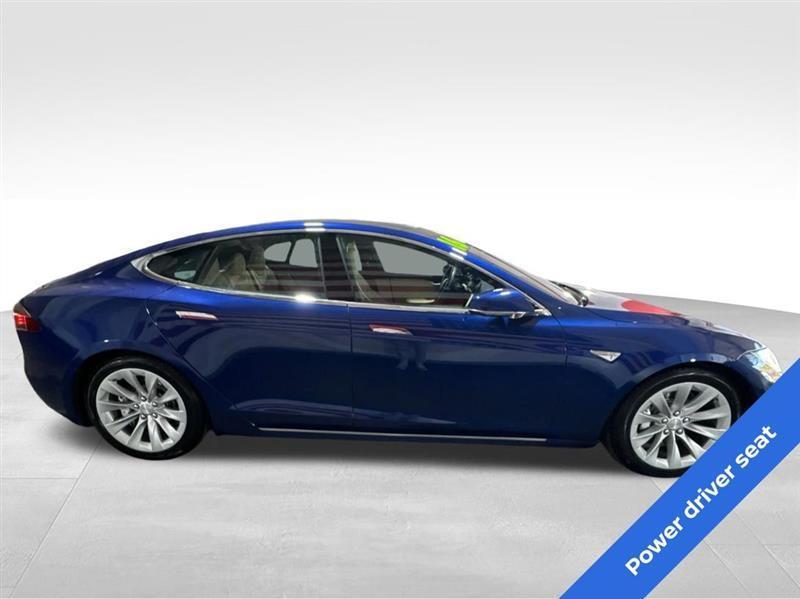 Tesla Model S 90D 2016