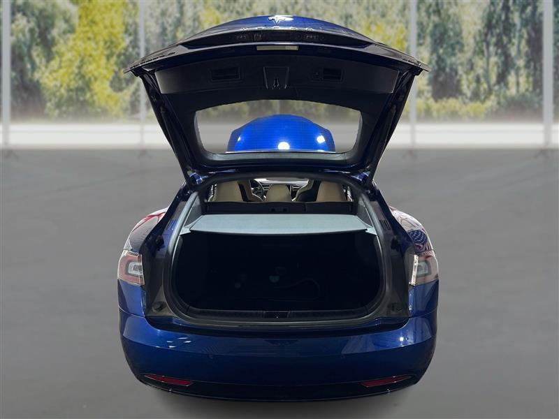 Tesla Model S 90D 2016