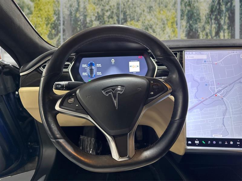 Tesla Model S 90D 2016