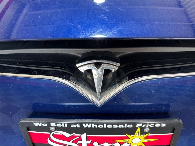 Tesla Model S 90D 2016