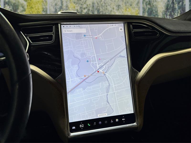 Tesla Model S 90D 2016