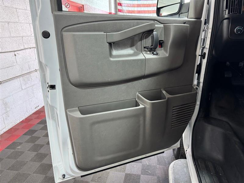 Chevrolet Express 2500 Cargo 2024