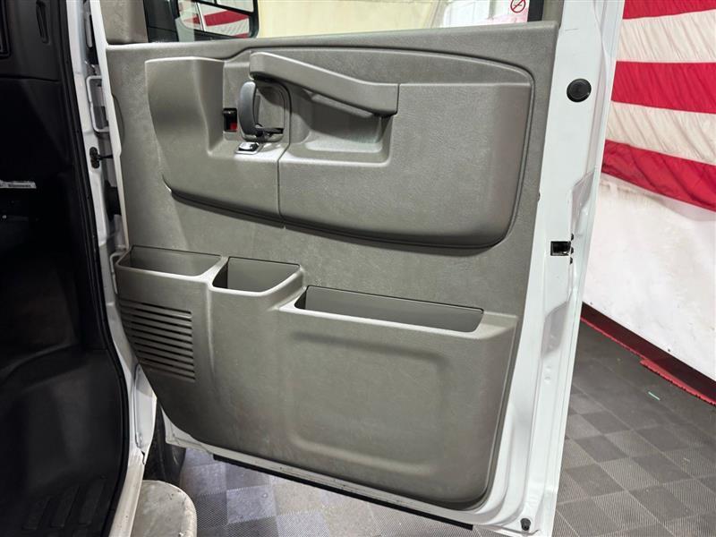 Chevrolet Express 2500 Cargo 2024