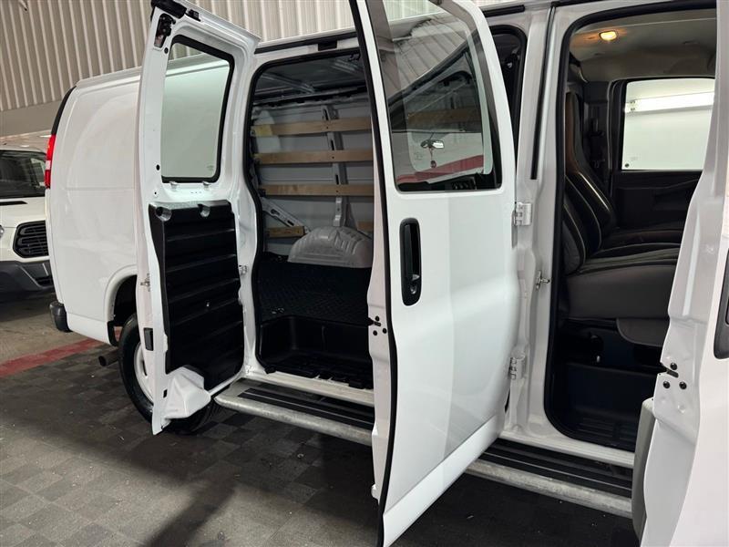 Chevrolet Express 2500 Cargo 2024
