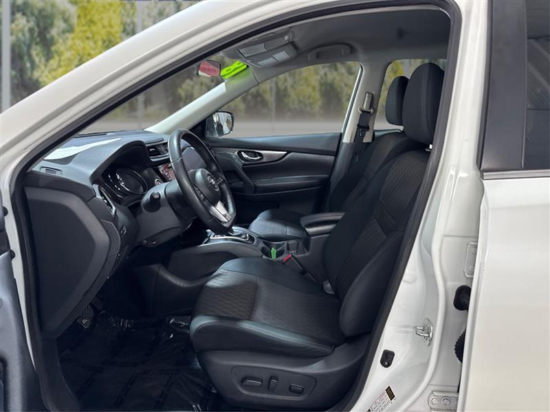 Nissan Rogue SV AWD 2018