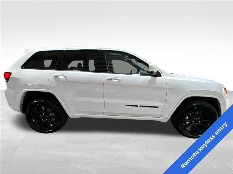 Jeep Grand Cherokee Laredo 4WD 2020