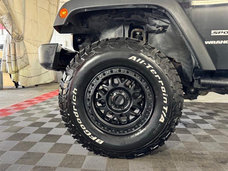 Jeep Wrangler Sport 4WD 2012
