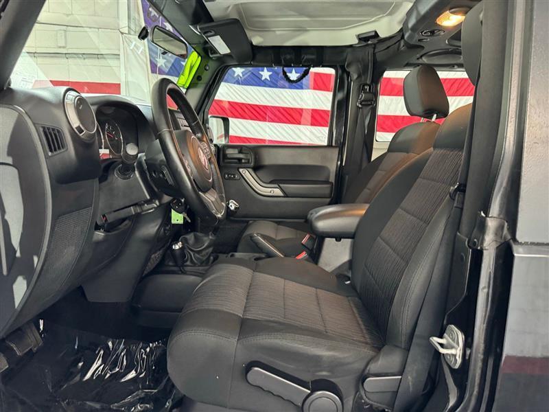 Jeep Wrangler Sport 4WD 2012