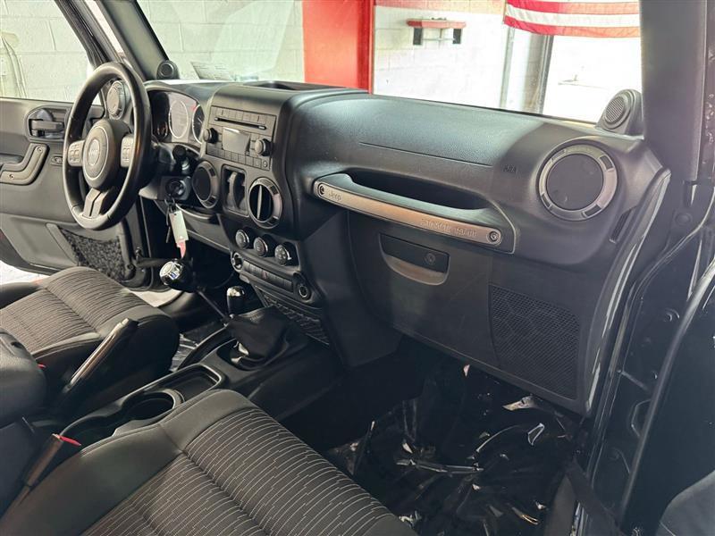 Jeep Wrangler Sport 4WD 2012