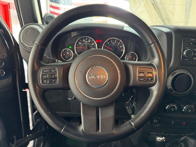 Jeep Wrangler Sport 4WD 2012