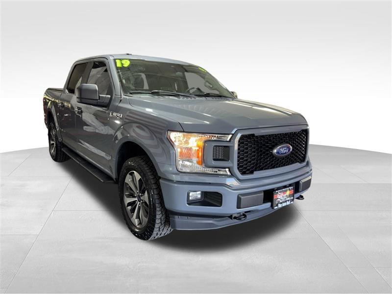 Ford F-150 XL SuperCrew 5.5-ft. Bed 4WD 2019