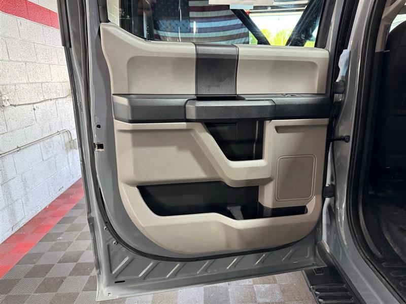 Ford F-150 XL SuperCrew 5.5-ft. Bed 4WD 2019