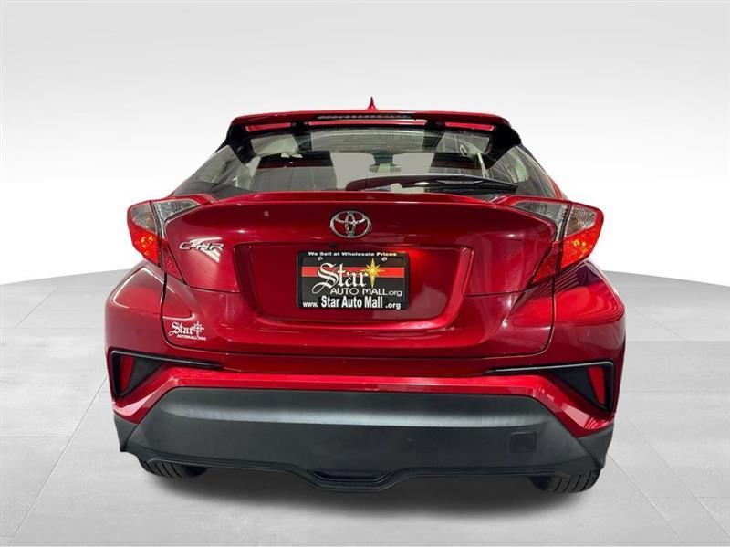 Toyota C-HR LE 2020