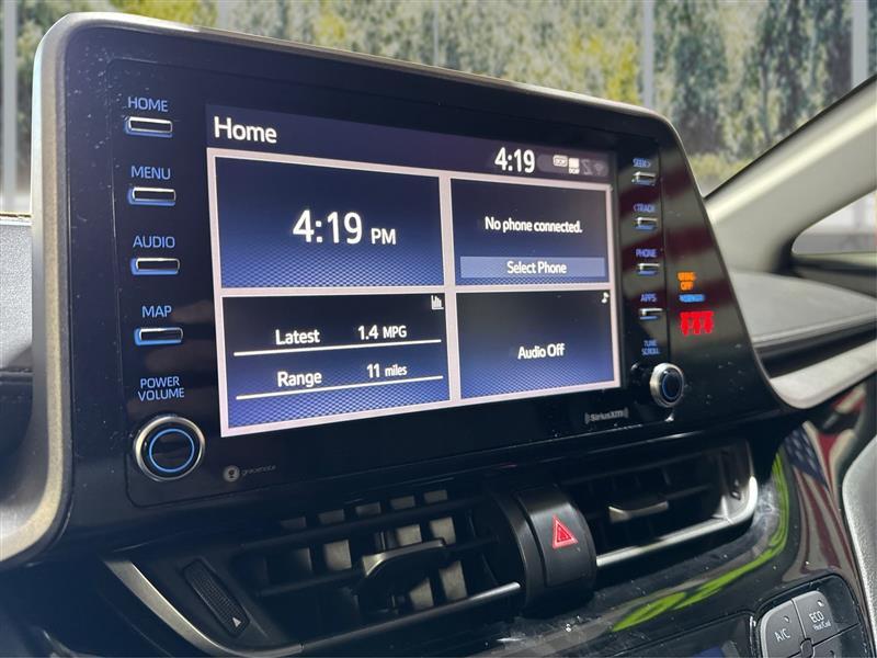 Toyota C-HR LE 2020