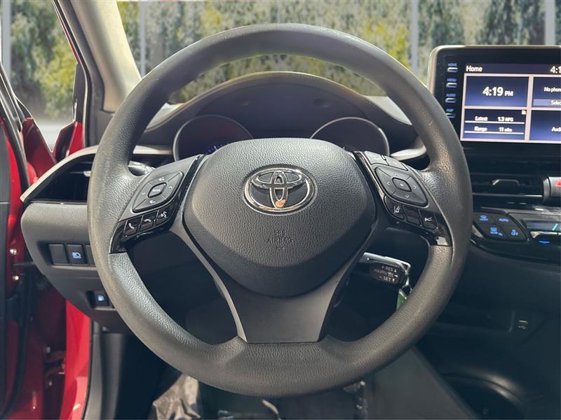 Toyota C-HR LE 2020