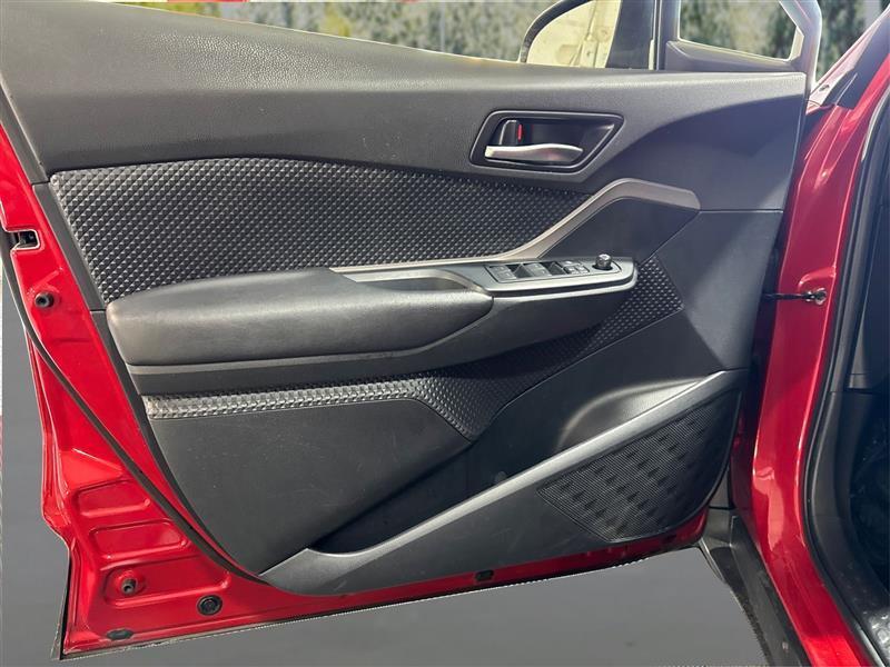 Toyota C-HR LE 2020