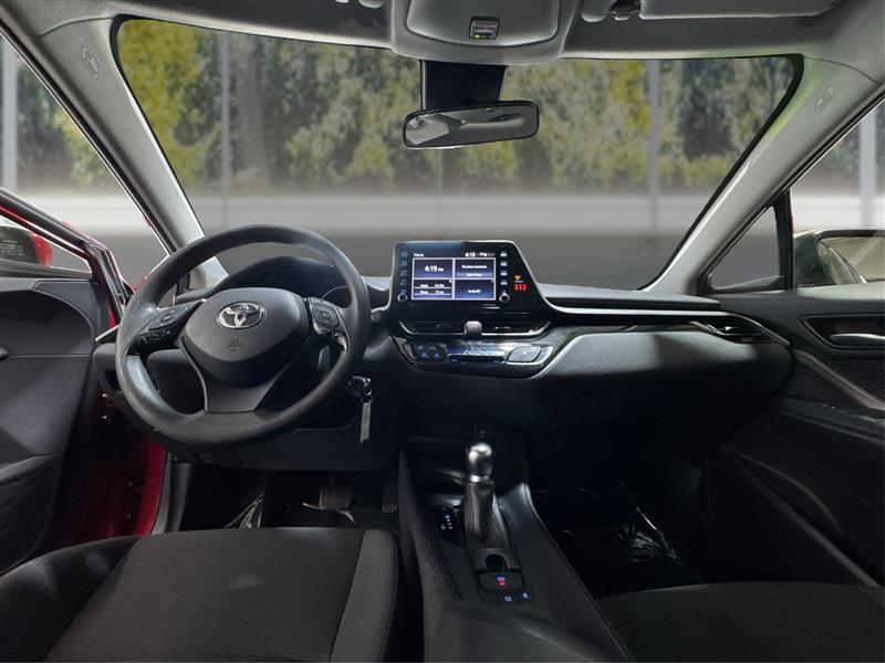 Toyota C-HR LE 2020
