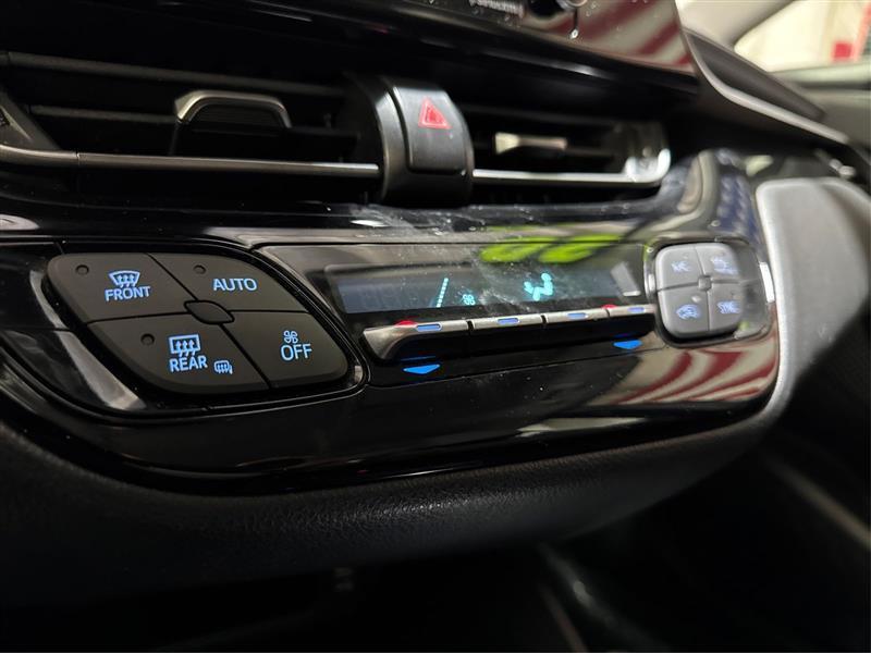 Toyota C-HR LE 2020