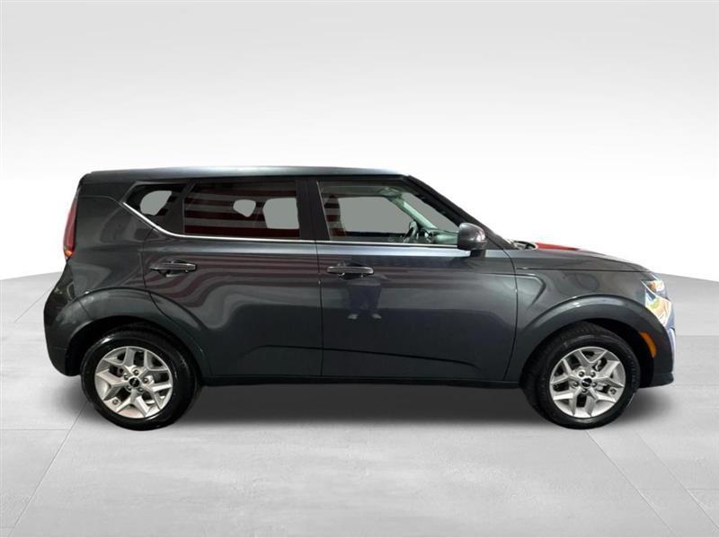 Kia Soul LX CVT 2023