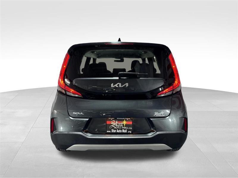 Kia Soul LX CVT 2023