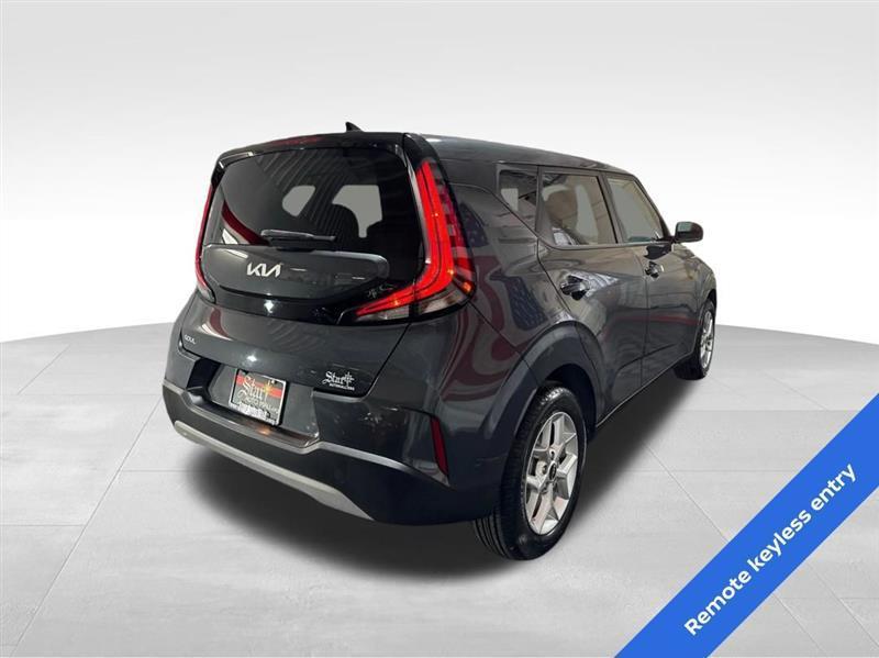 Kia Soul LX CVT 2023