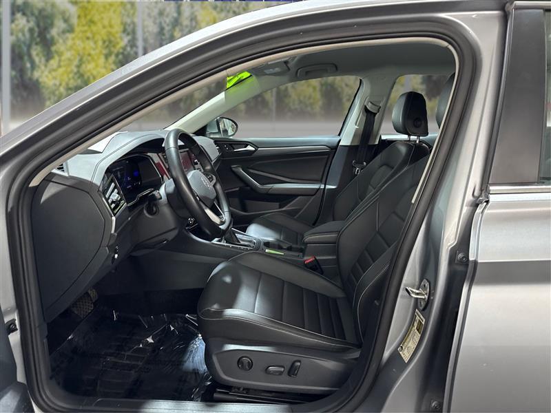 Volkswagen Jetta SE 2024