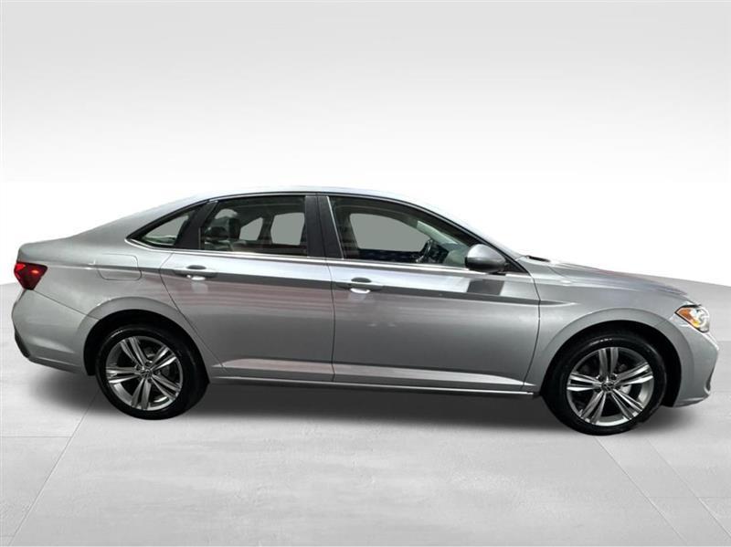 Volkswagen Jetta SE 2024