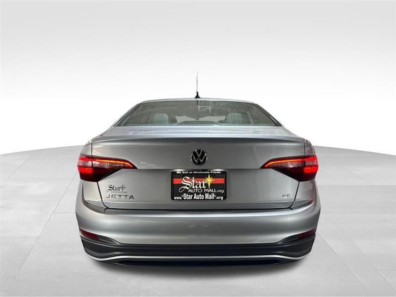 Volkswagen Jetta SE 2024