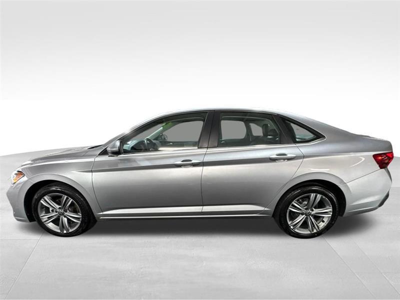 Volkswagen Jetta SE 2024
