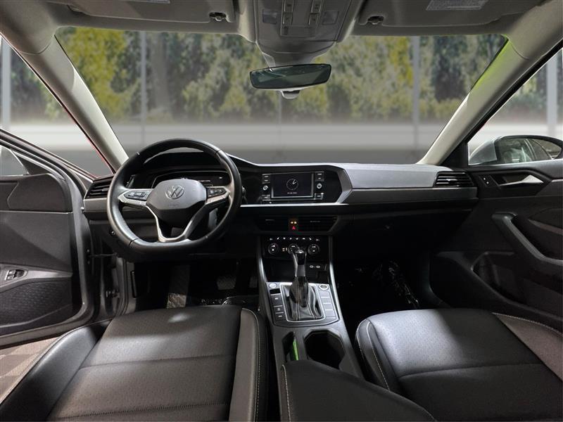 Volkswagen Jetta SE 2024