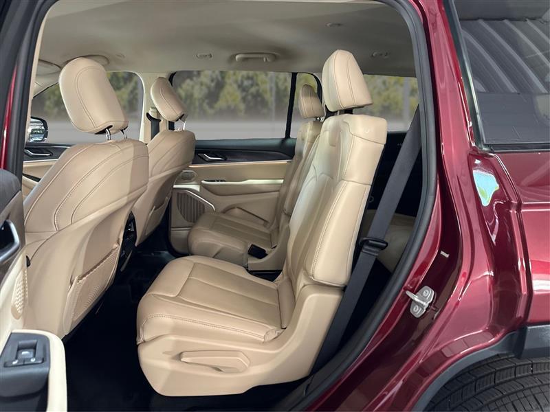 Jeep Grand Cherokee L Limited 4WD 2022