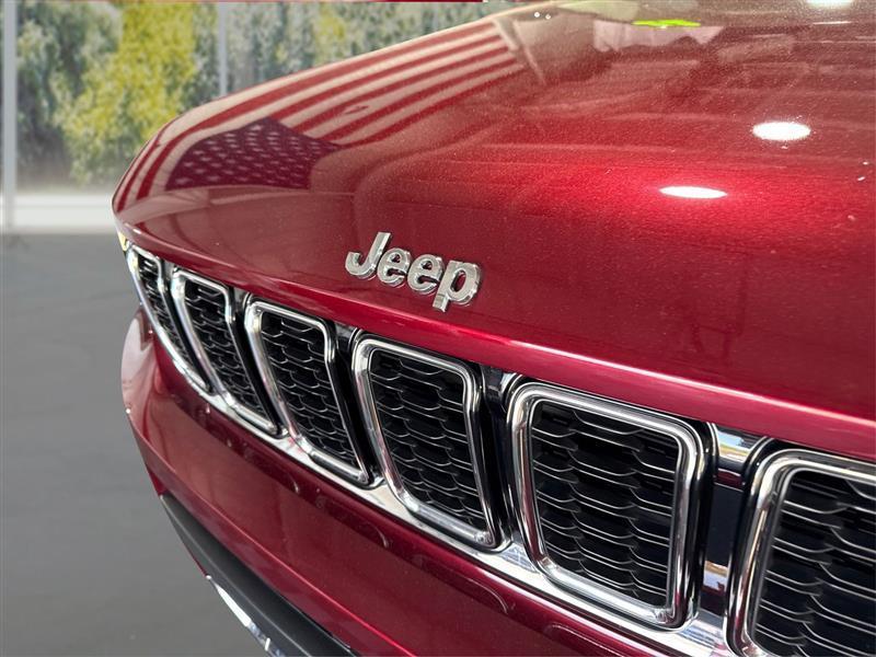 Jeep Grand Cherokee L Limited 4WD 2022