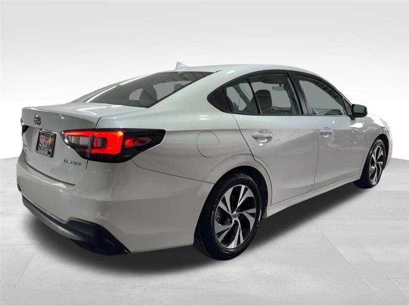 Subaru Legacy Premium 2024