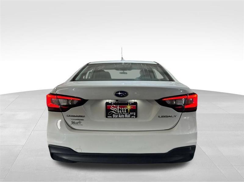 Subaru Legacy Premium 2024
