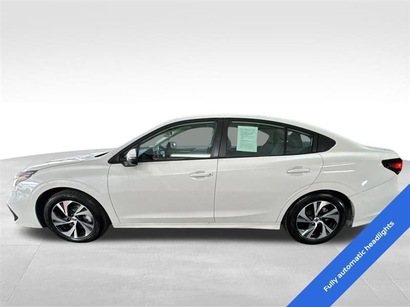 Subaru Legacy Premium 2024