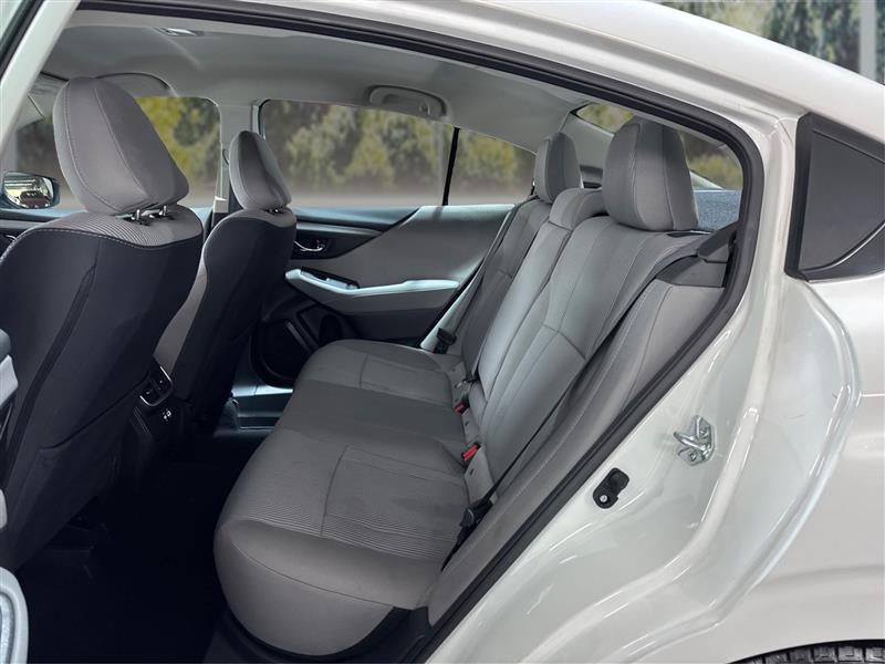Subaru Legacy Premium 2024