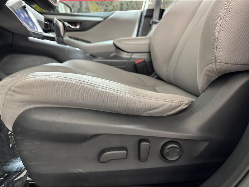 Subaru Legacy Premium 2024