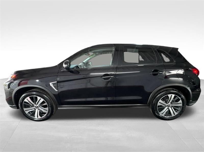Mitsubishi Outlander Sport 2.0 ES 4WD 2024