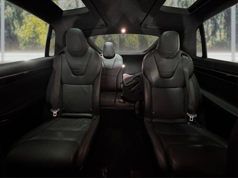 Tesla Model X 90D 2016