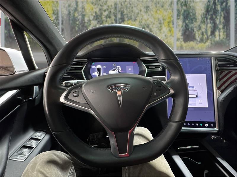 Tesla Model X 90D 2016