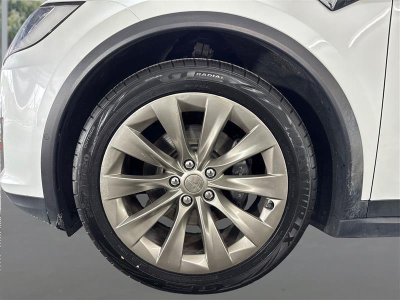 Tesla Model X 90D 2016