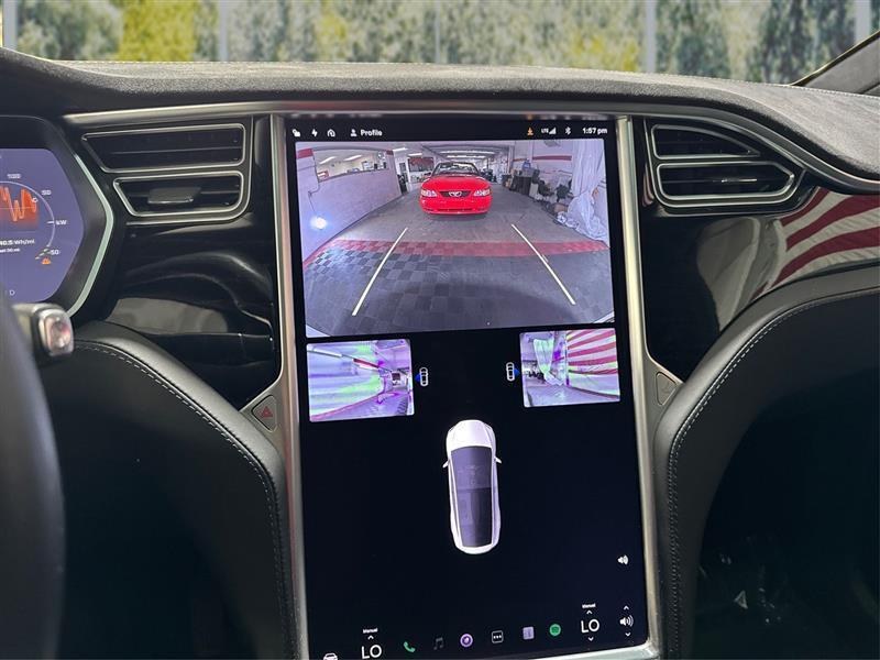 Tesla Model X 90D 2016