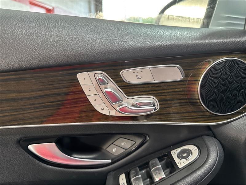 Mercedes-Benz GLC-Class GLC300 4MATIC 2017