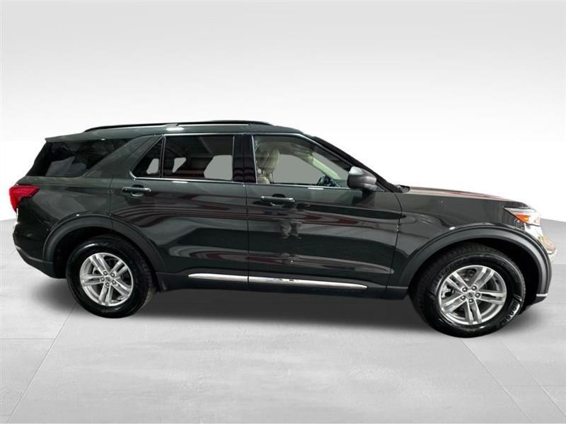 Ford Explorer XLT 2022