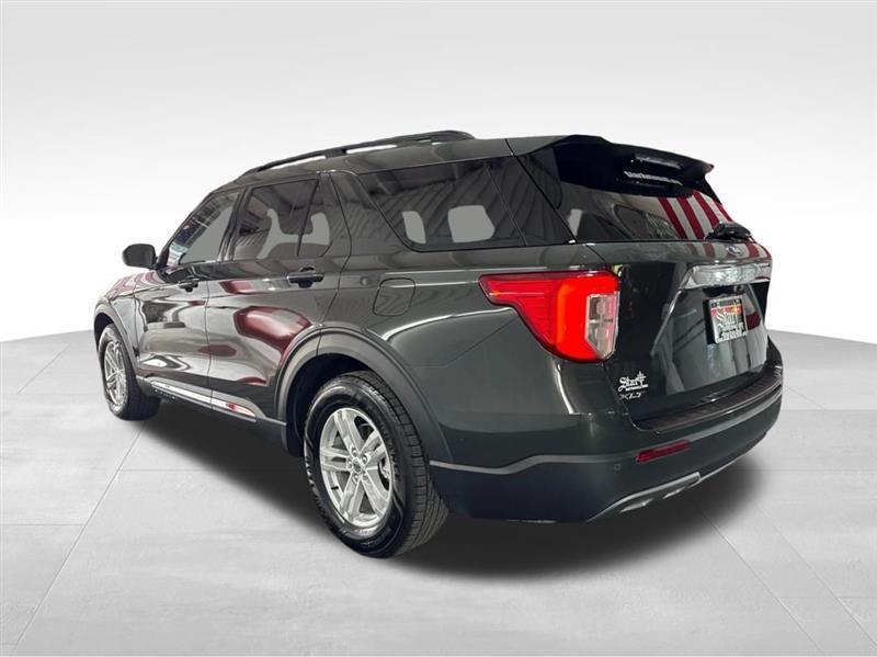 Ford Explorer XLT 2022