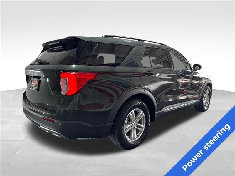 Ford Explorer XLT 2022