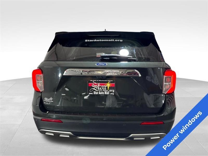 Ford Explorer XLT 2022