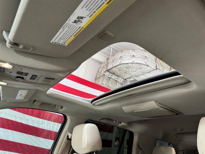 Cadillac Escalade Luxury 4WD 2016