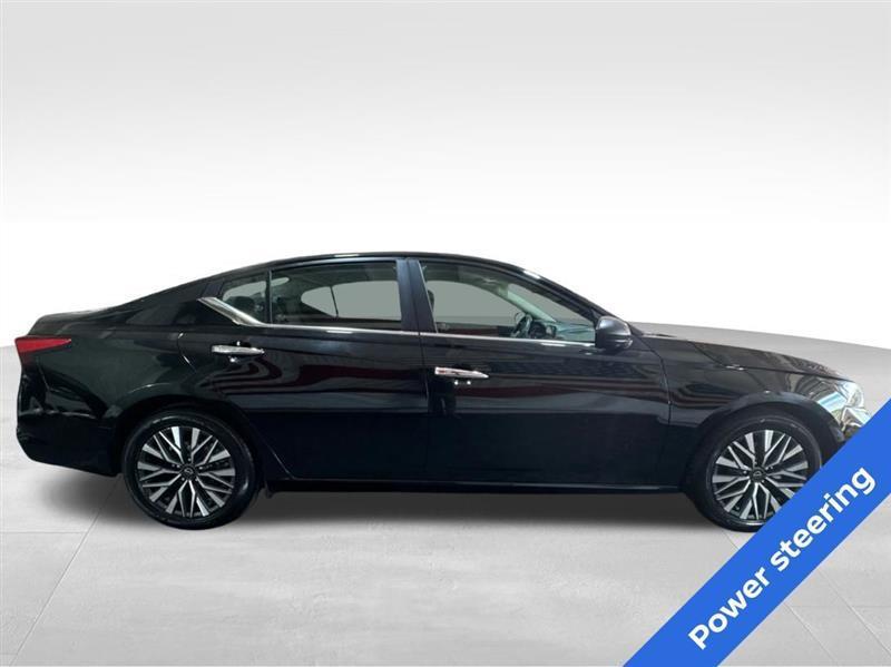 Nissan Altima 2.5 SV 2024