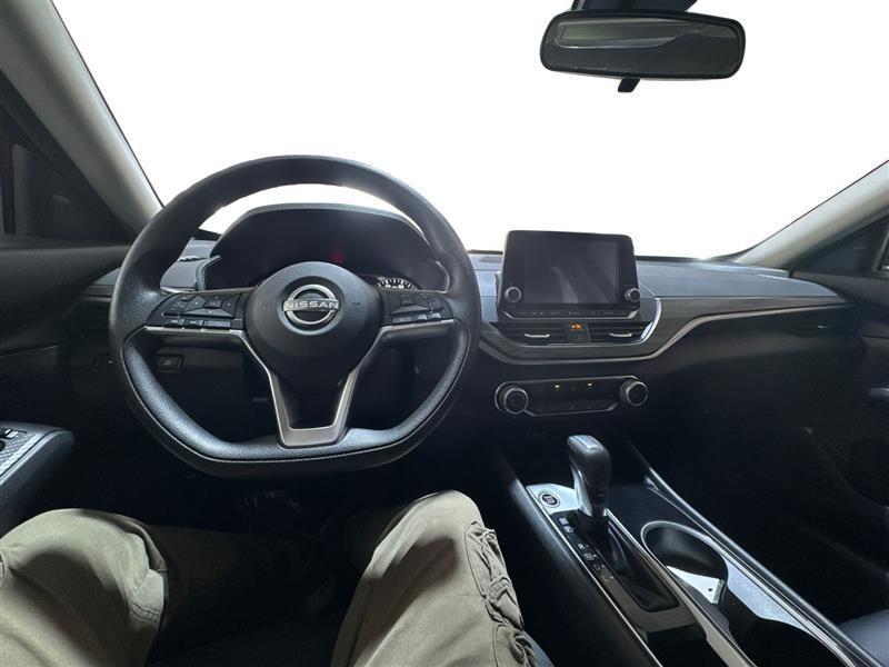 Nissan Altima 2.5 SV 2024